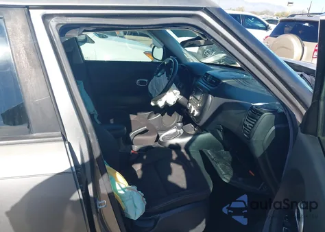 2017 Kia Soul z USA, uszkodzony, nr VIN KNDJN2A26H7477214